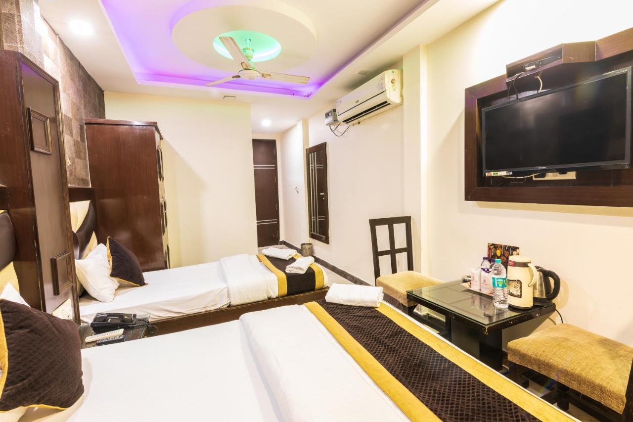 Hotel Grand Shyam- In Front Of New Delhi Railway Station-Couple Friendly ニューデリー エクステリア 写真